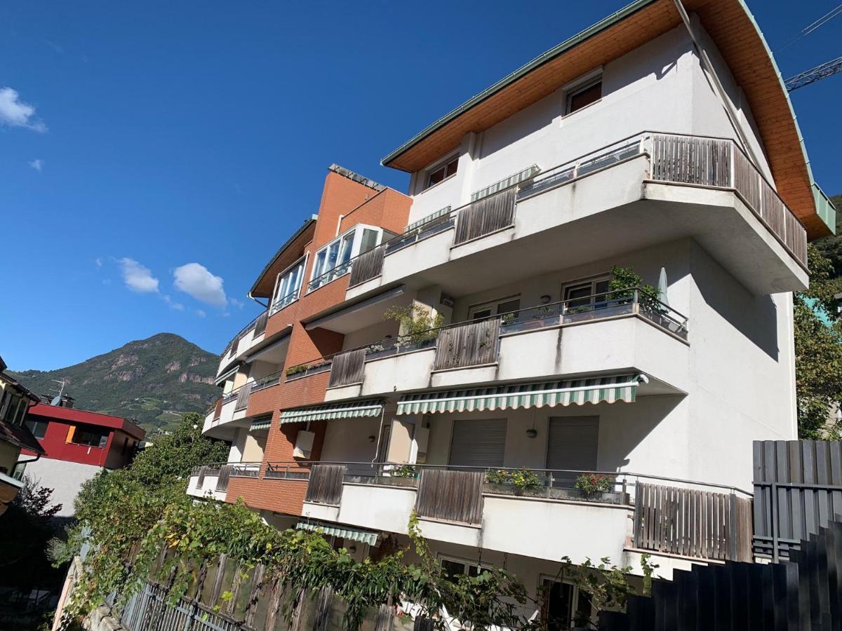 Apartamento Living Rencio: Vicino Al Centro Di Bozen Exterior foto